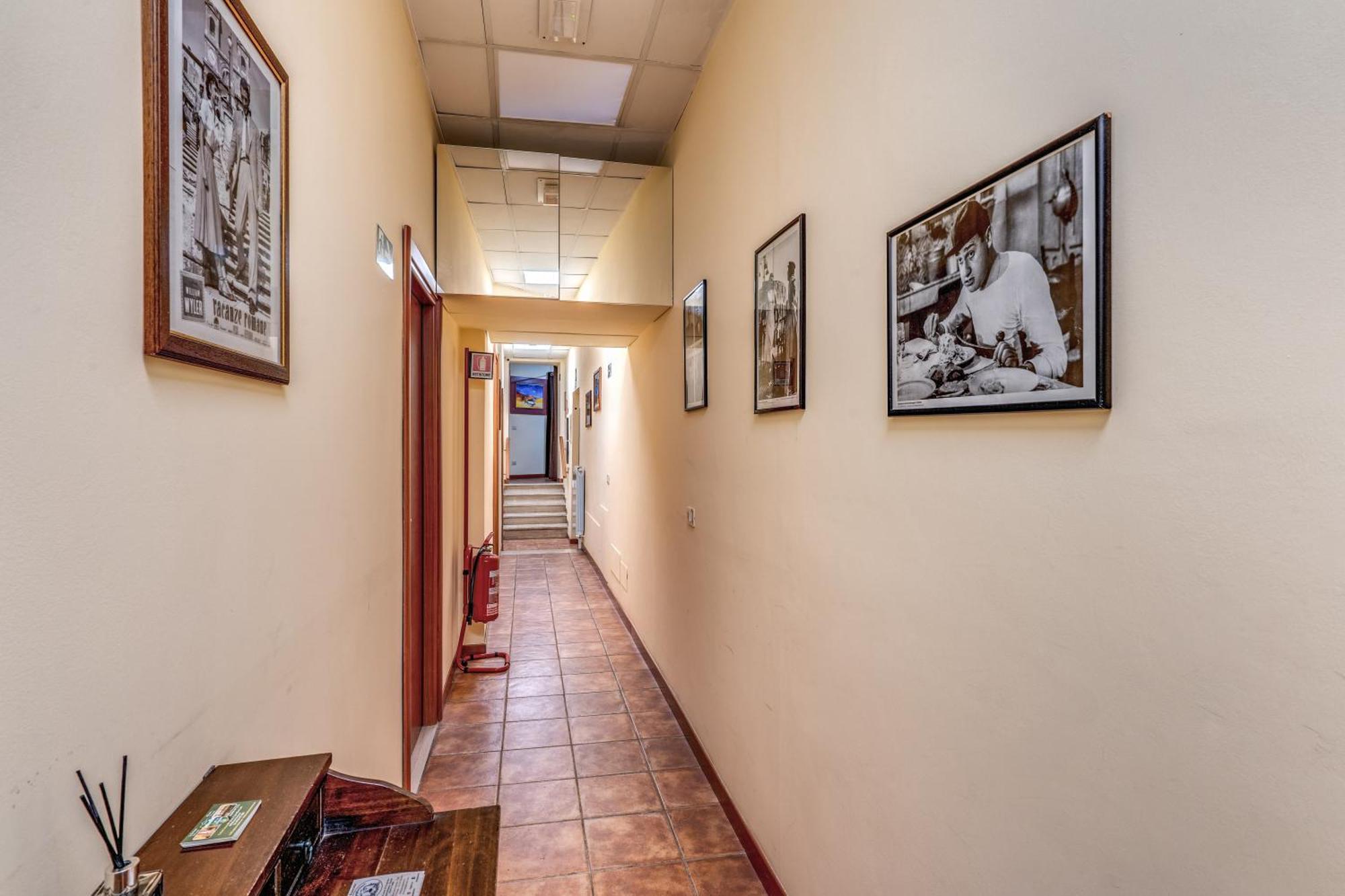 Locanda San Cosimato Rome Buitenkant foto