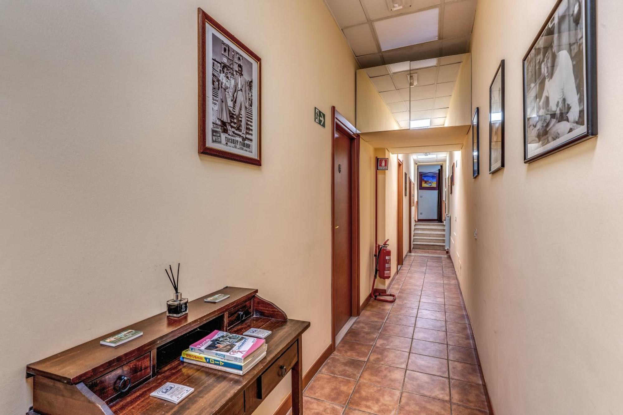 Locanda San Cosimato Rome Buitenkant foto
